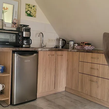 Hegyi Am Berg Apartment *